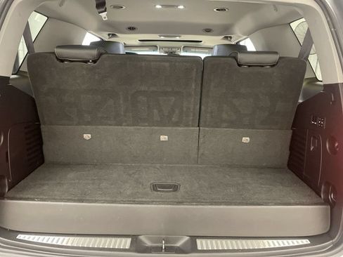 Used 2017 Chevrolet Tahoe LT w/ Luxury Package AWD/4WD image 20
