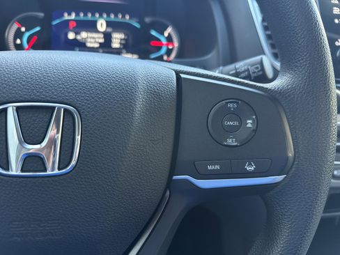 Used 2019 Honda Pilot EX image 25