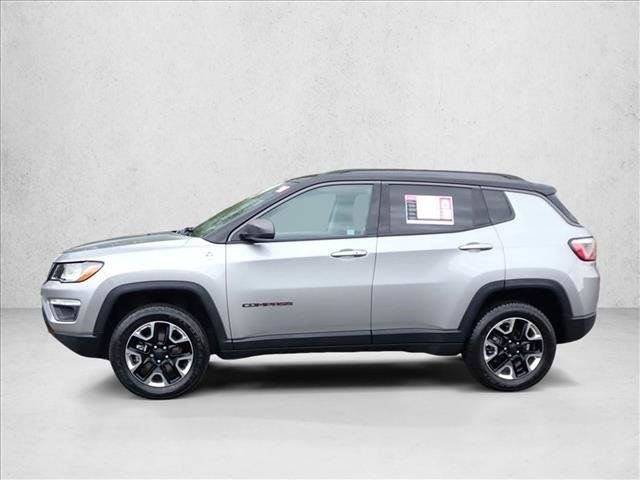 Used 2018 Jeep Compass Trailhawk w/ Leather Interior Group AWD/4WD image 2