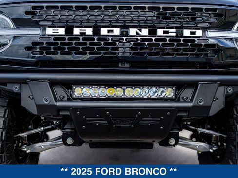 New 2025 Ford Bronco Badlands AWD/4WD image 14