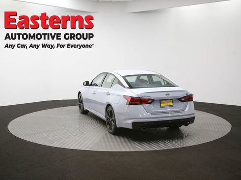 Used 2023 Nissan Altima 2.5 SR w/ SR Premium Package image 65