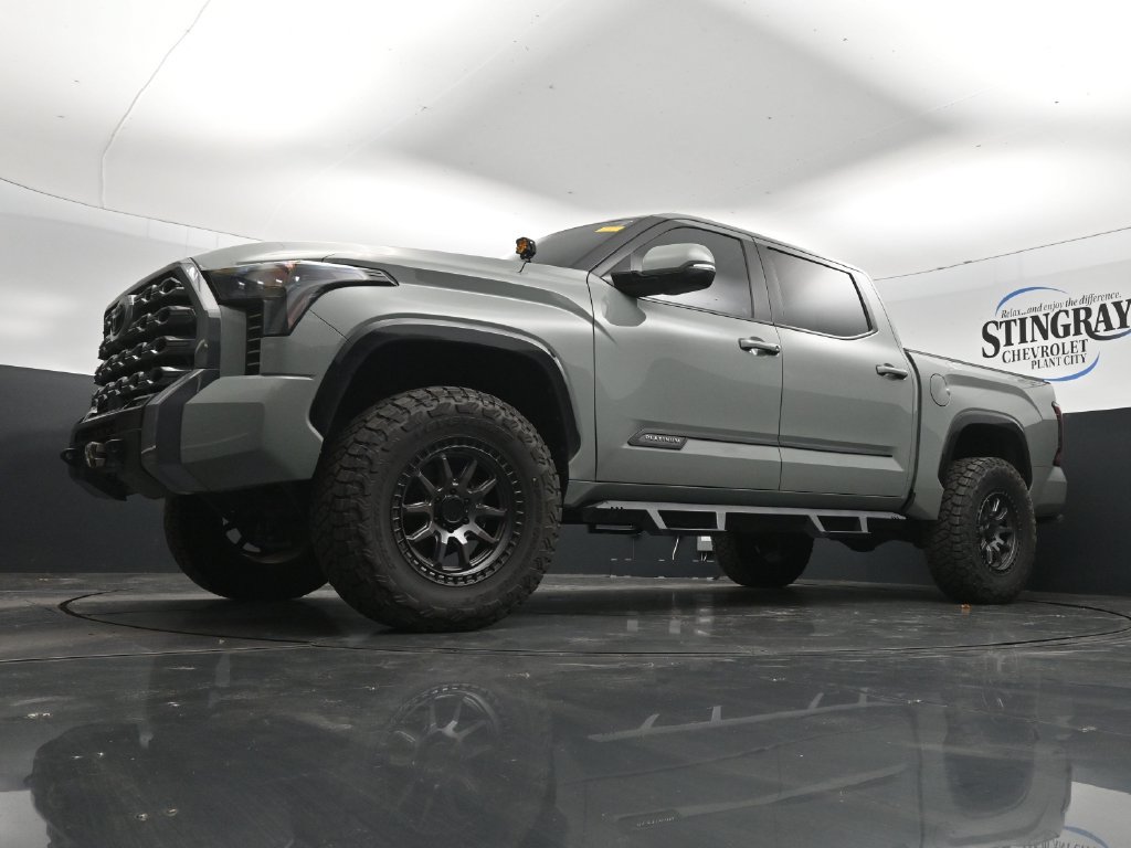 Used 2024 Toyota Tundra Platinum AWD/4WD image 28