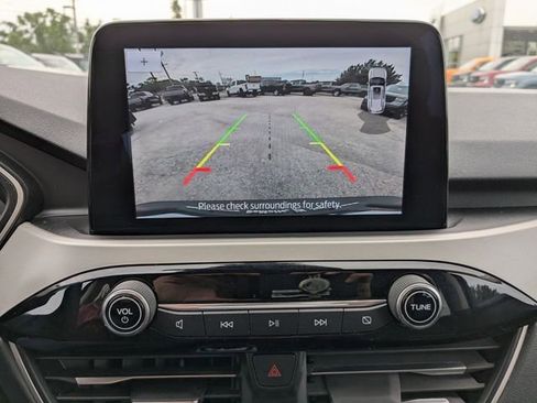 Used 2021 Ford Escape SEL FWD image 6