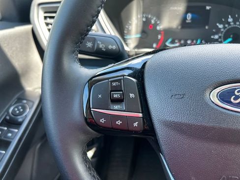 Used 2022 Ford Escape SE w/ Cold Weather Package AWD/4WD image 21