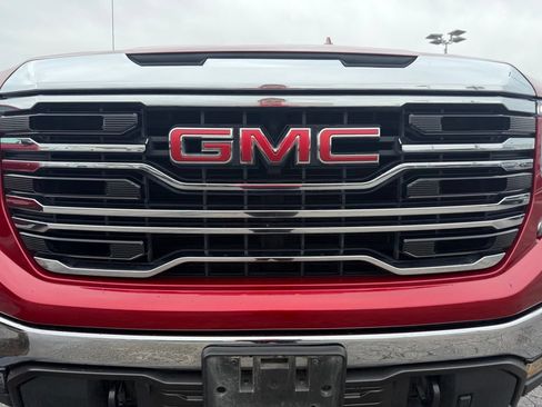 Used 2023 GMC Sierra 1500 SLT AWD/4WD image 7