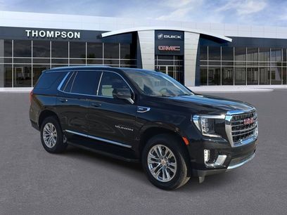 Used 2022 GMC Yukon SLT w/ SLT Premium Package