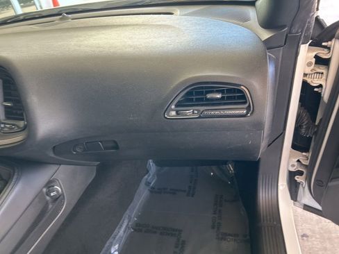 Used 2023 Dodge Challenger SXT image 21