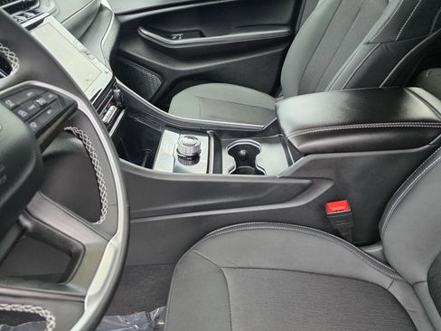 New 2025 Jeep Grand Cherokee Laredo X image 13