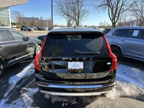 Used 2021 Volvo XC90 T8 Inscription Expression w/ Climate Package image 5