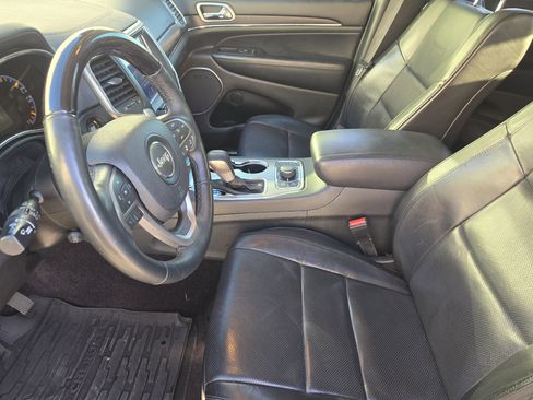 Used 2017 Jeep Grand Cherokee Summit w/ Platinum Series Group image 15