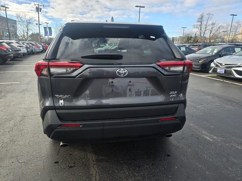 Used 2024 Toyota RAV4 XLE w/ Convenience Package image 6