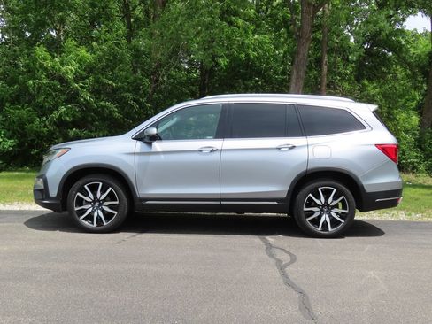 Used 2019 Honda Pilot Touring image 5