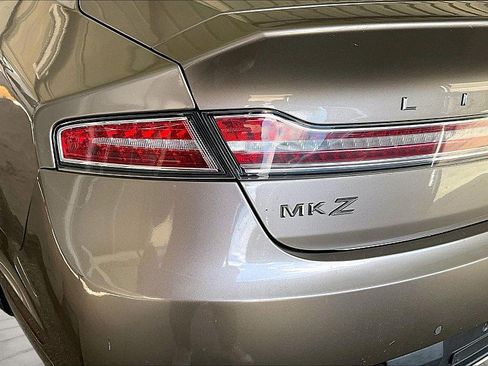 Used 2018 Lincoln MKZ Reserve w/ Climate Package FWD image 24