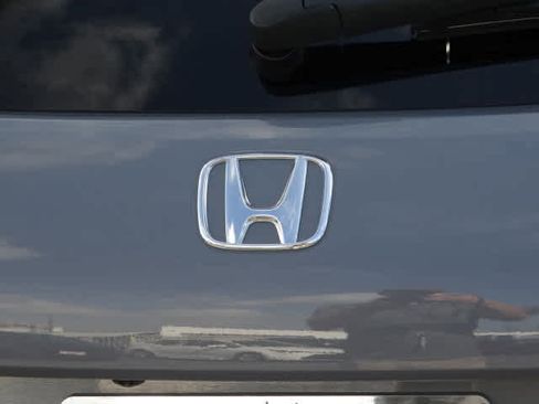 Used 2023 Honda HR-V Sport image 9