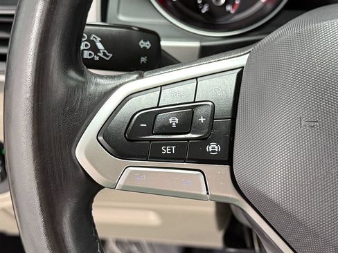 Used 2021 Volkswagen Atlas SE w/ Towing Package AWD/4WD image 17