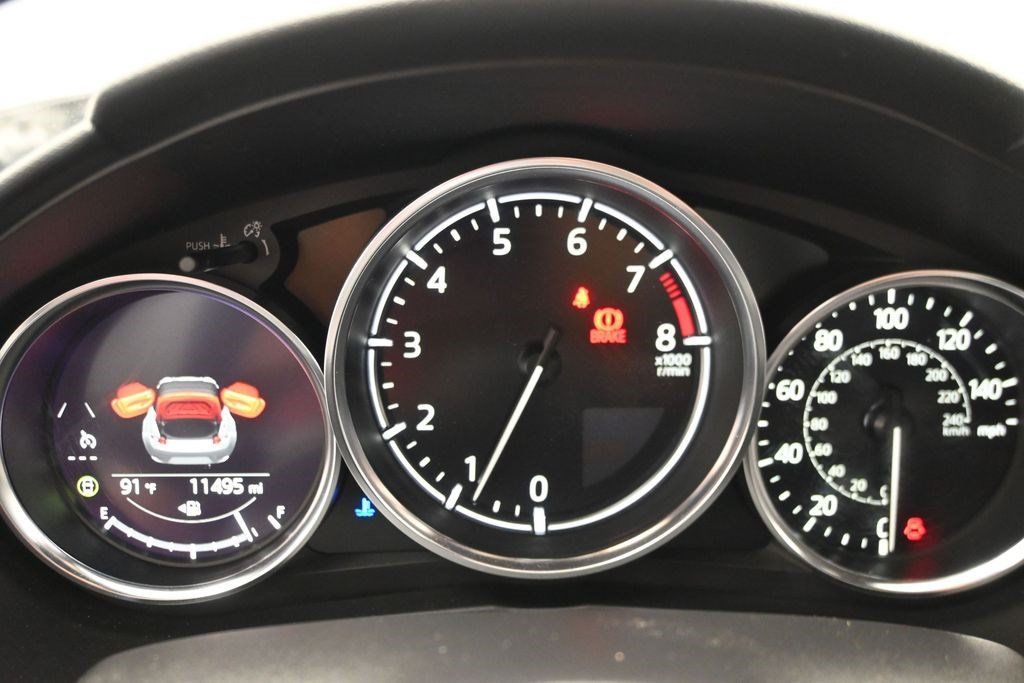 Used 2025 MAZDA MX-5 Miata Club RWD image 11