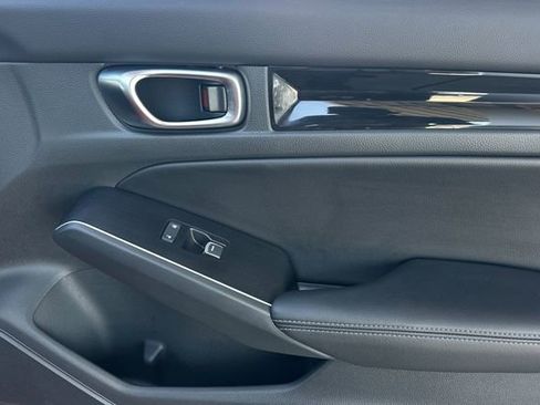 Certified 2025 Honda Civic Sport Touring image 20