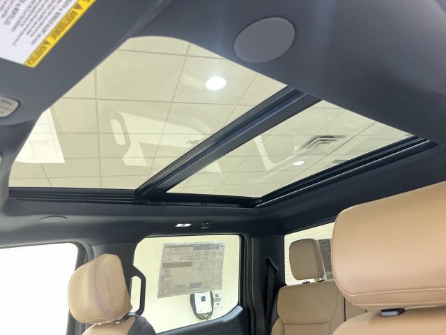 New 2027 Ford F350 Lariat w/ Tremor Off-Road Package AWD/4WD image 18