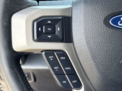 Used 2020 Ford F350 Lariat w/ Lariat Ultimate Package AWD/4WD image 15