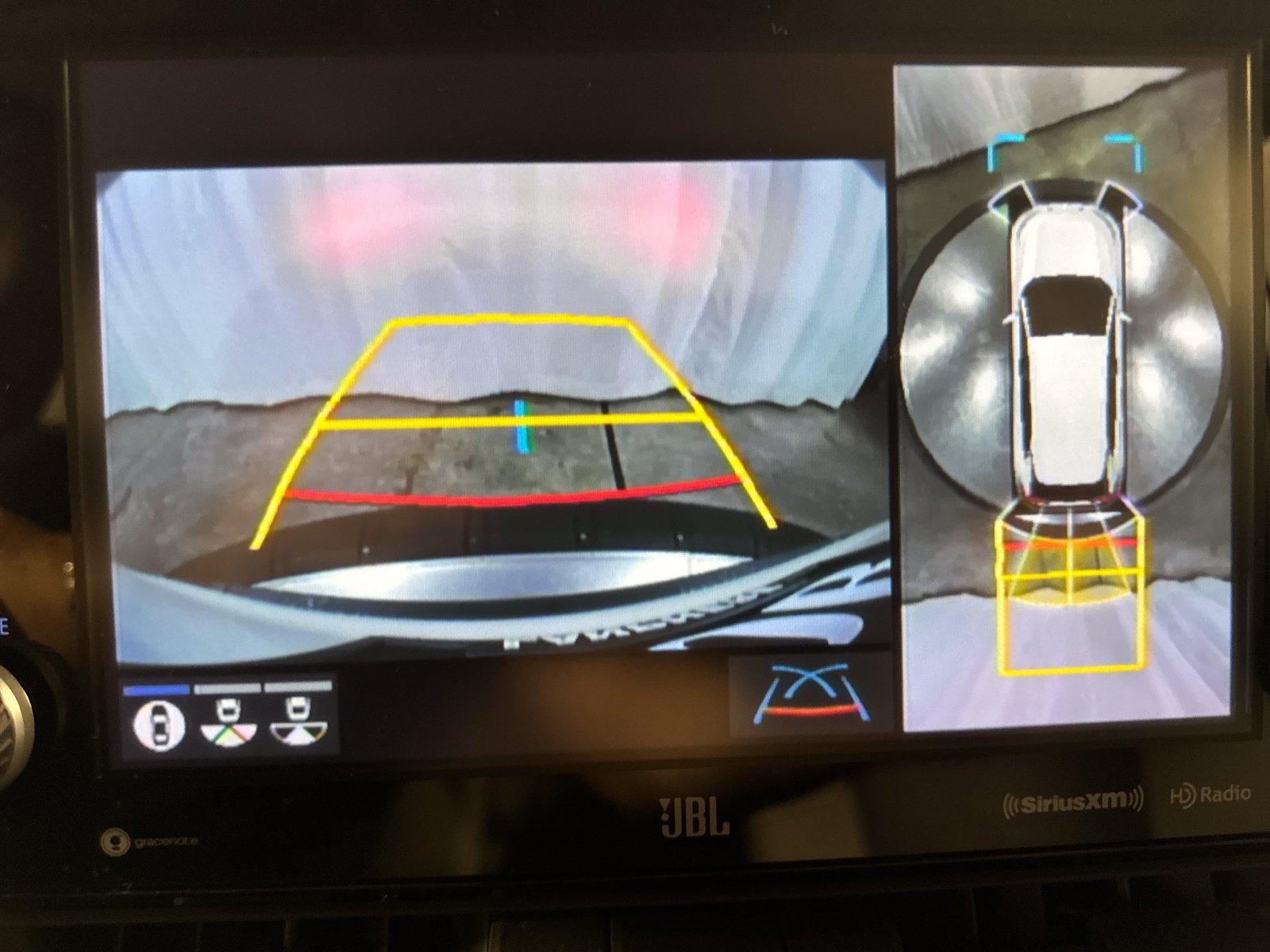 Used 2022 Toyota RAV4 Limited AWD/4WD image 27