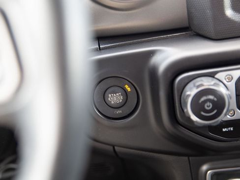 Used 2023 Jeep Wrangler Unlimited w/ Cold Weather Group AWD/4WD image 12
