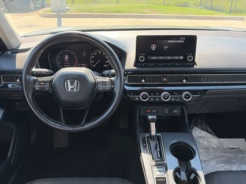 Used 2022 Honda Civic EX image 13