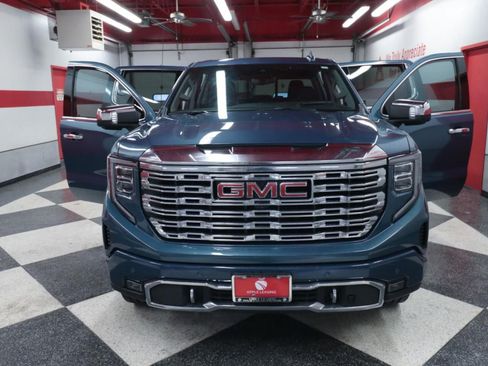 Used 2024 GMC Sierra 1500 Denali AWD/4WD image 31