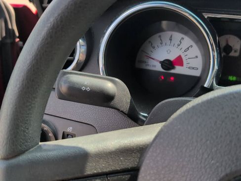 Used 2006 Ford Mustang GT RWD image 18