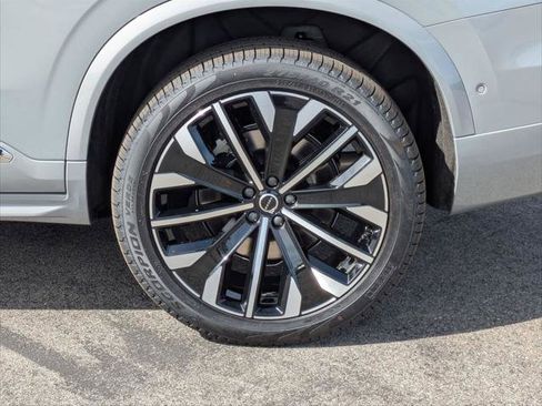 New 2026 Volvo XC90 T8 Ultra w/ Protection Package Premier AWD/4WD image 6