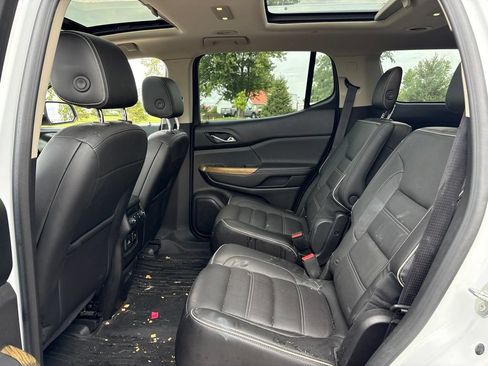 Used 2017 GMC Acadia Denali w/ Technology Package AWD/4WD image 15