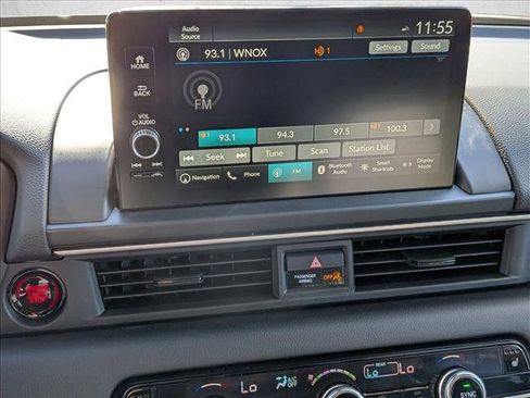 New 2025 Honda Pilot Touring image 12