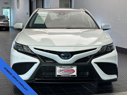 Used 2023 Toyota Camry SE w/ Audio Upgrade Package FWD image 3