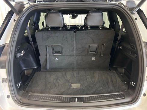 Used 2023 Jeep Grand Cherokee L Laredo image 29