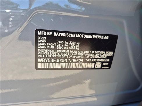 Used 2023 BMW i7 xDrive60 w/ Executive Package 2 AWD/4WD image 26