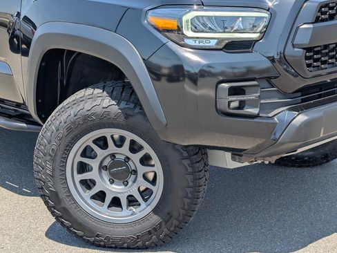 Used 2020 Toyota Tacoma TRD Pro AWD/4WD image 11