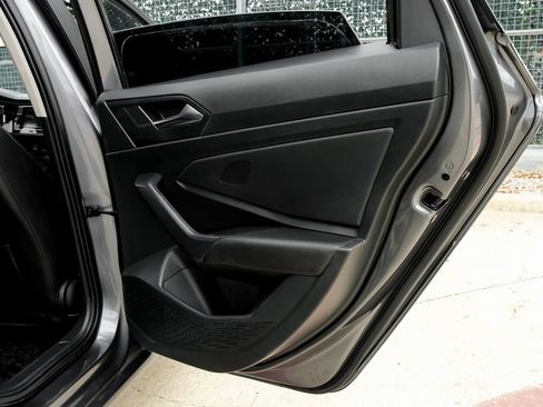 Used 2021 Volkswagen Jetta SE image 50