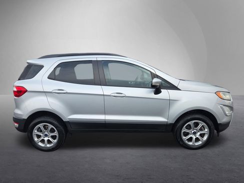 Used 2018 Ford EcoSport SE image 2