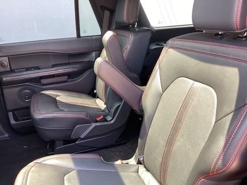 Used 2023 Ford Expedition Limited AWD/4WD image 17