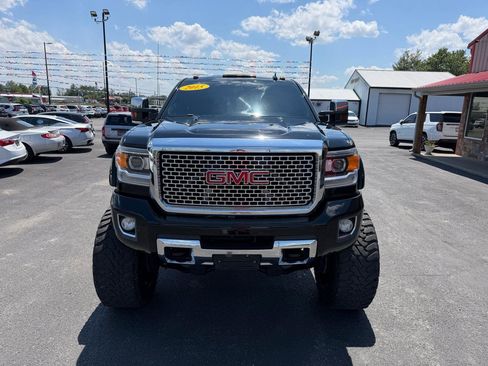 Used 2015 GMC Sierra 2500 Denali AWD/4WD image 10