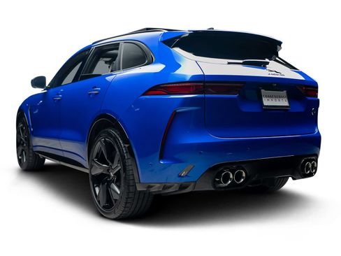 Used 2025 Jaguar F-PACE SVR 575 Edition AWD/4WD image 11