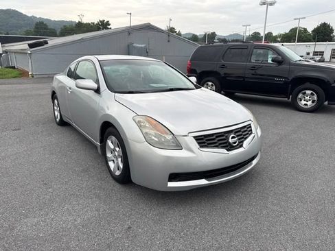 Used 2009 Nissan Altima 2.5 S w/ Premium Pkg FWD image 2