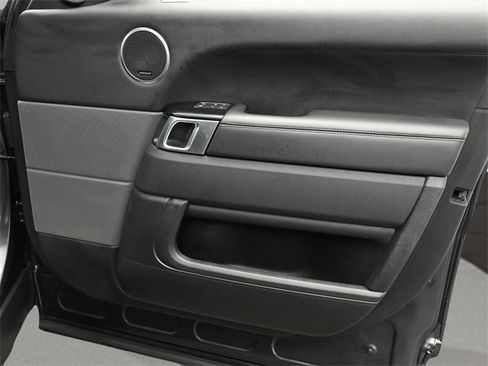 Used 2020 Land Rover Range Rover Sport HST image 20