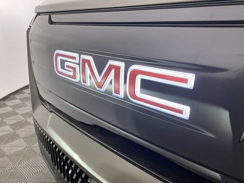 New 2026 GMC Sierra EV Elevation image 29