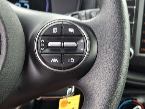 Certified 2025 Kia Soul LX w/ LX Technology Package FWD image 21