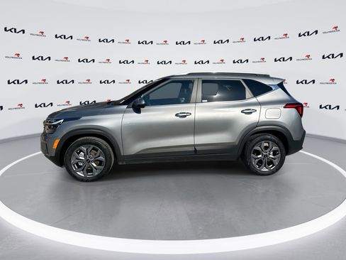 Certified 2024 Kia Seltos S FWD image 5