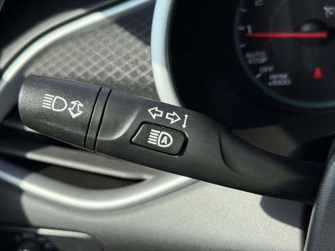 Used 2025 Chevrolet Malibu LT image 18