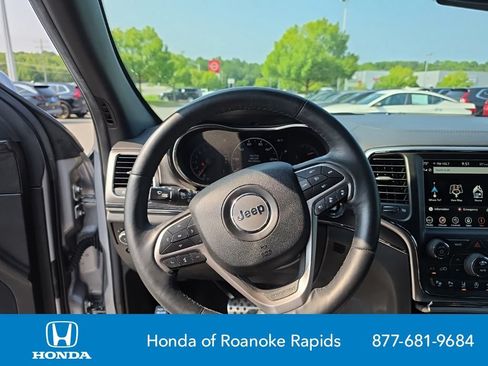 Used 2018 Jeep Grand Cherokee High Altitude RWD image 12
