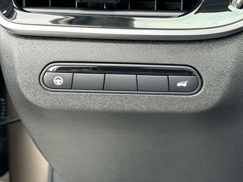 New 2026 INFINITI QX60 Luxe w/ Family Package image 13