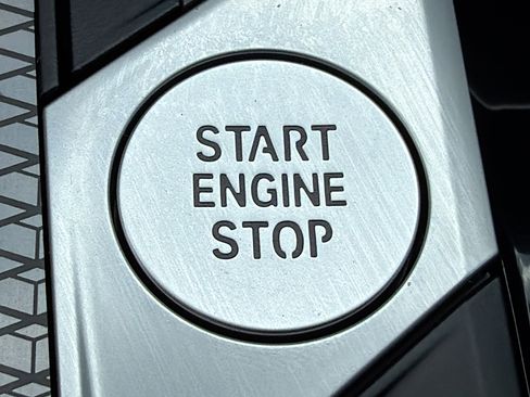 Used 2025 BMW 430i w/ Parking Assistance Package image 37