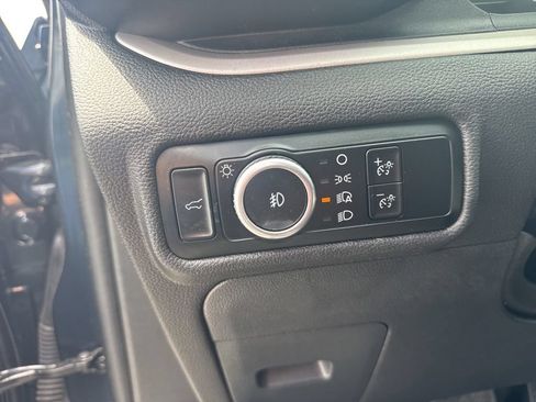 Used 2023 Ford Explorer XLT w/ Equipment Group 202A AWD/4WD image 23